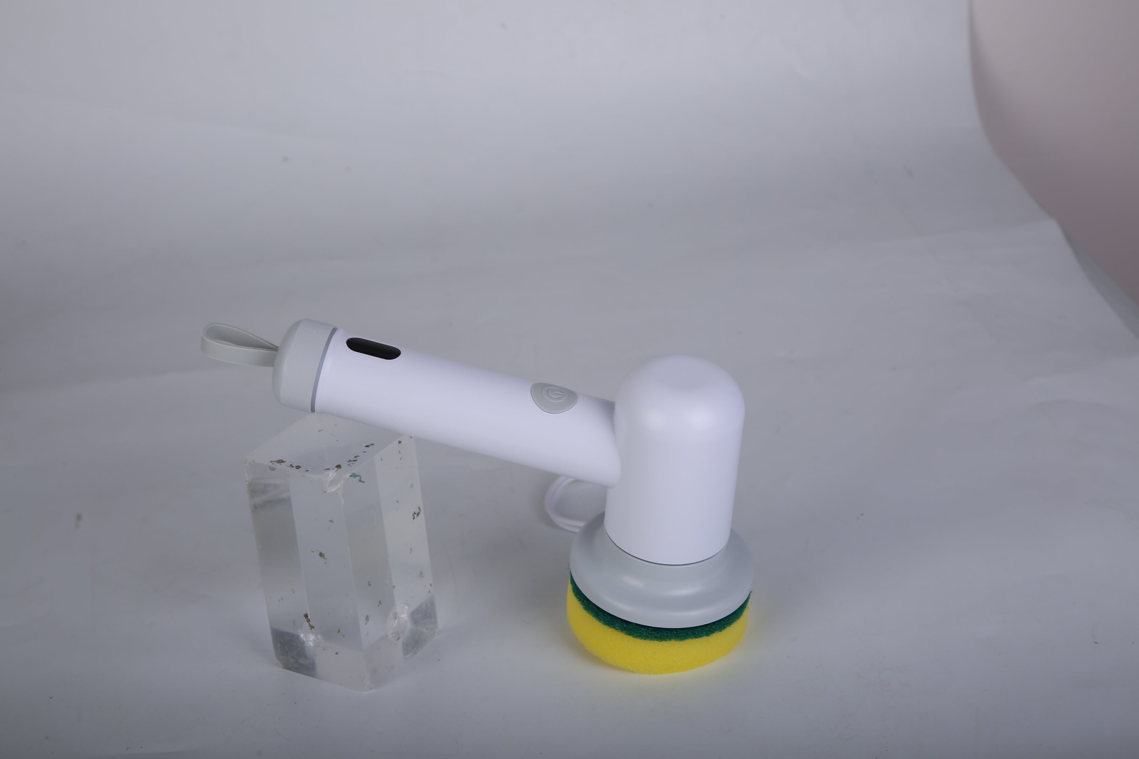 Cordless Electric Spin Scrubber – 4 Brush Heads